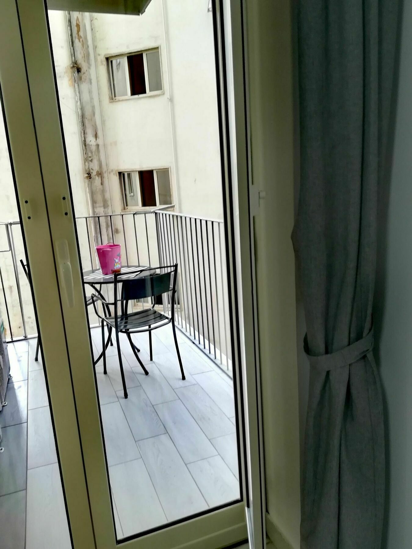 Neapolis Center 2* Napoli